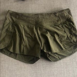 Lululemon run shorts 10 4 inch seam